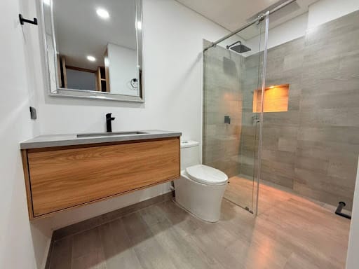 Casa de 4 alcobas en venta en El Porvenir, Rionegro, 235 m² · foto 6 de 12