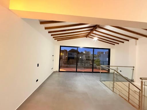 Casa de 4 alcobas en venta en El Porvenir, Rionegro, 235 m² · foto 11 de 12