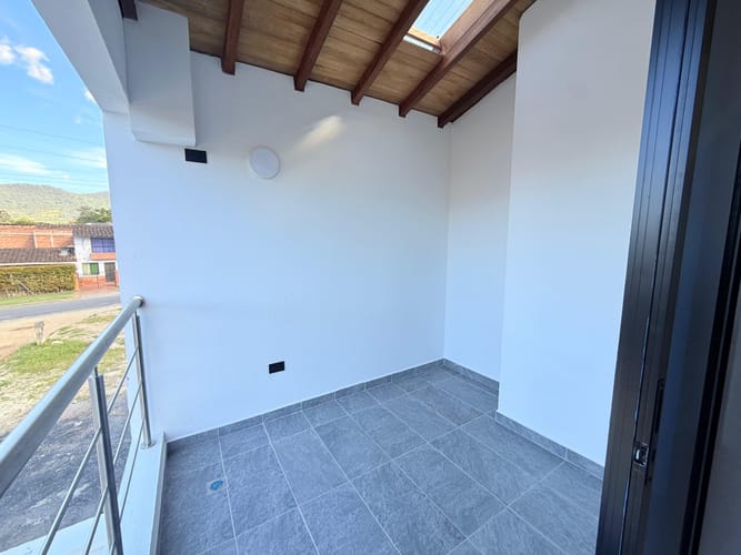 Apartamento de 3 alcobas en venta en La Ceja, 88 m² · foto 3 de 10