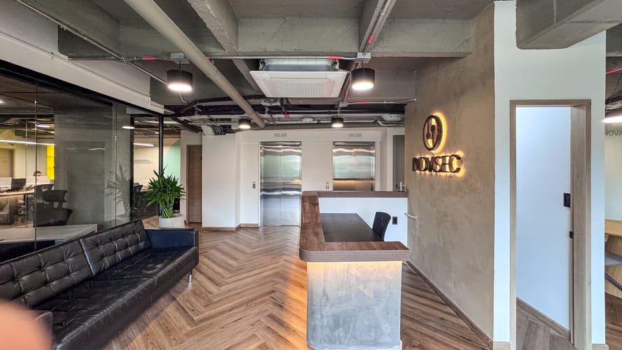 Oficina en arriendo en La Aguacatala, Medellín, 180 m² · foto 4 de 14
