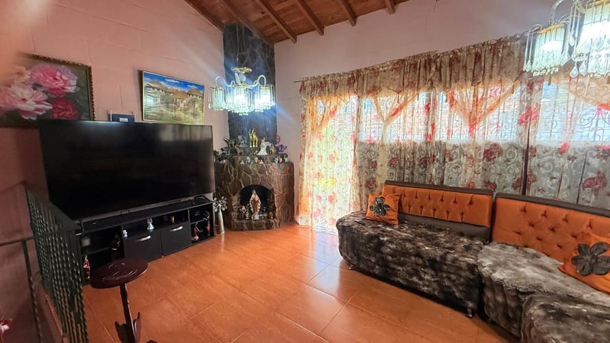 Casa de 4 alcobas en venta en La Ceja, 150 m² · foto 13 de 18