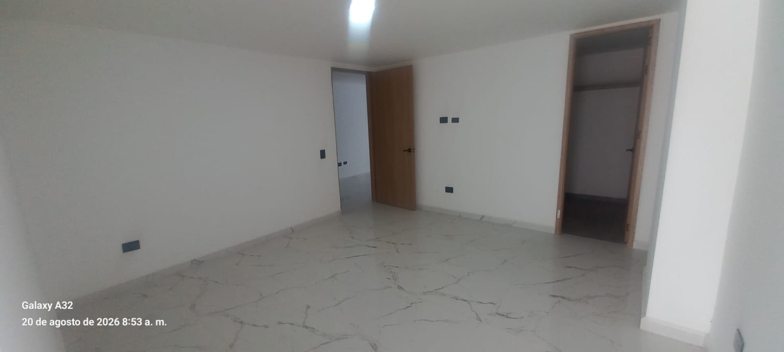 Apartamento en arriendo en Laureles, Medellín · foto 6 de 24