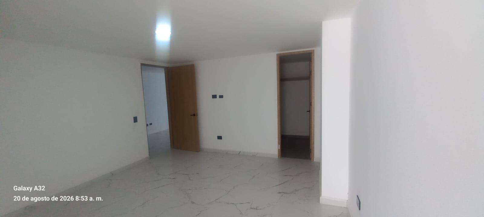 Apartamento en arriendo en Laureles, Medellín · foto 7 de 24