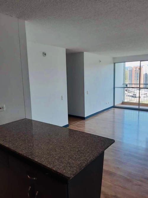 Apartamento de 3 alcobas en venta en El Porvenir, Rionegro, 76 m² · foto 3 de 10