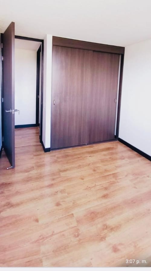 Apartamento de 3 alcobas en venta en El Porvenir, Rionegro, 76 m² · foto 7 de 10