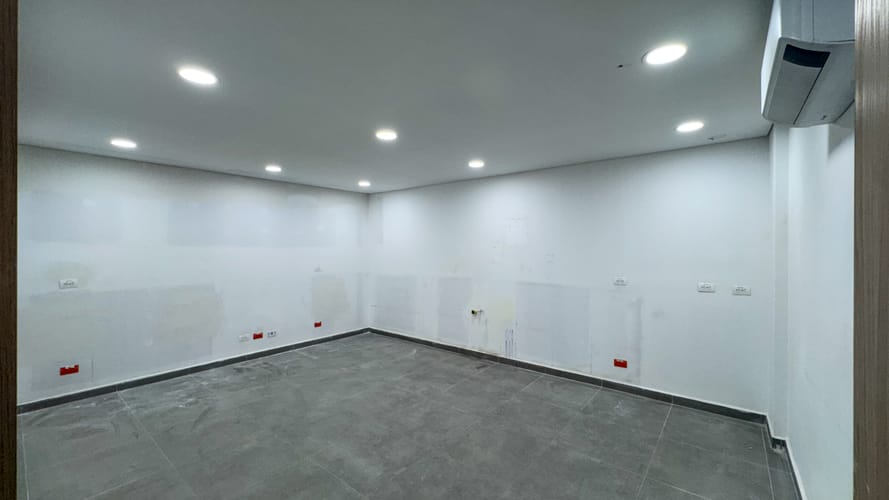 Oficina en arriendo en La Aguacatala, Medellín, 180 m² · foto 7 de 24