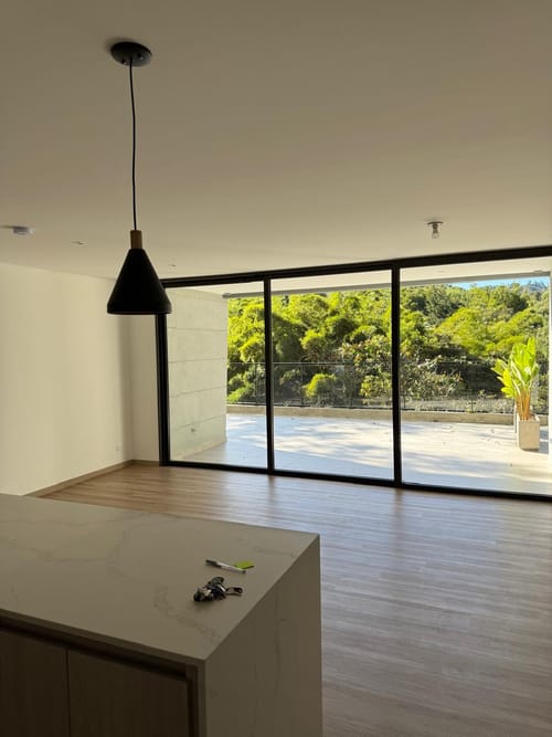 Apartamento de 2 alcobas en venta en El Porvenir, Rionegro, 138 m² · foto 5 de 11