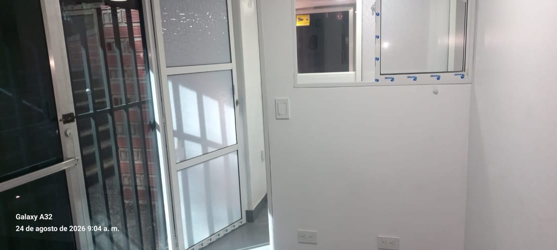 Local en arriendo en Bolivariana, Medellín, 52 m² · foto 2 de 15