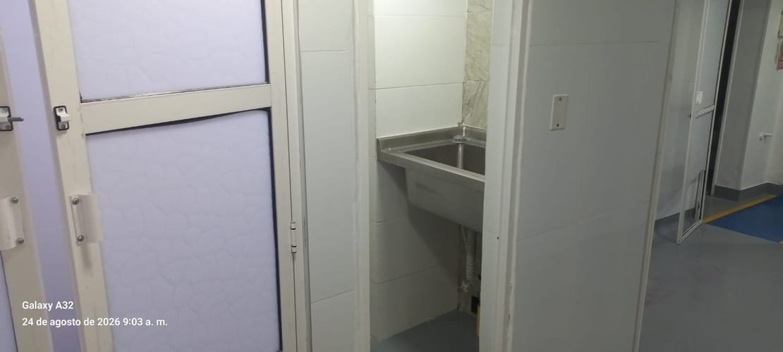 Local en arriendo en Bolivariana, Medellín, 52 m² · foto 8 de 15