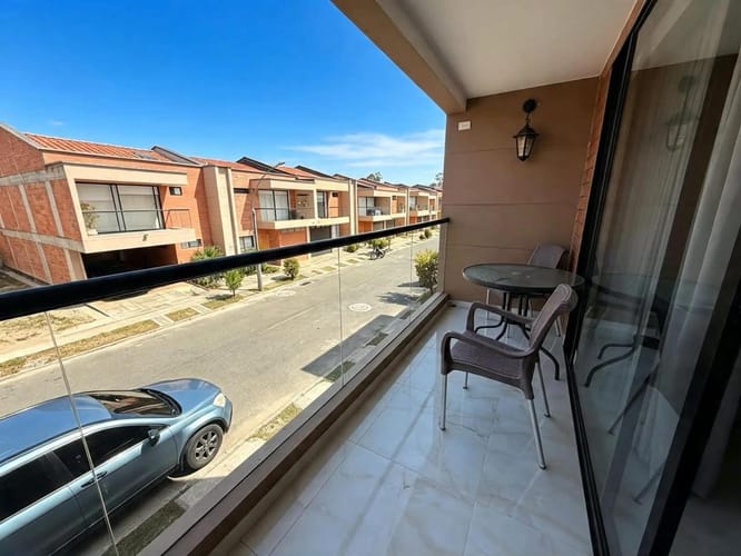 Casa de 4 alcobas en venta en Llano Grande, Rionegro, 225 m² · foto 4 de 22