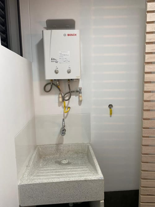 Apartamento de 2 alcobas en venta en El Poblado, Medellín, 61 m² · foto 17 de 22