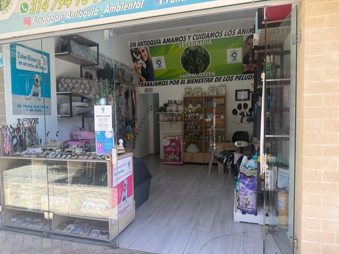 Local en venta en El Porvenir, Rionegro, 29 m² · foto 3 de 6
