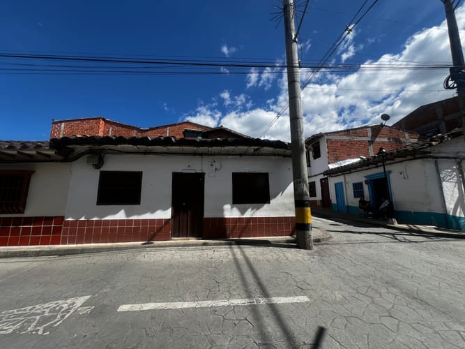 Casa de 5 alcobas en venta en El Retiro, 122 m² · foto 2 de 11