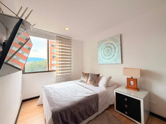Apartamento de 3 alcobas en venta en El Poblado, Medellín, 86 m² · foto 5 de 12