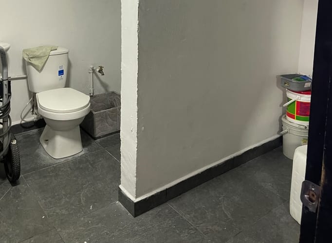 Local en arriendo en Campo Amor, Medellín, 135 m² · foto 4 de 5
