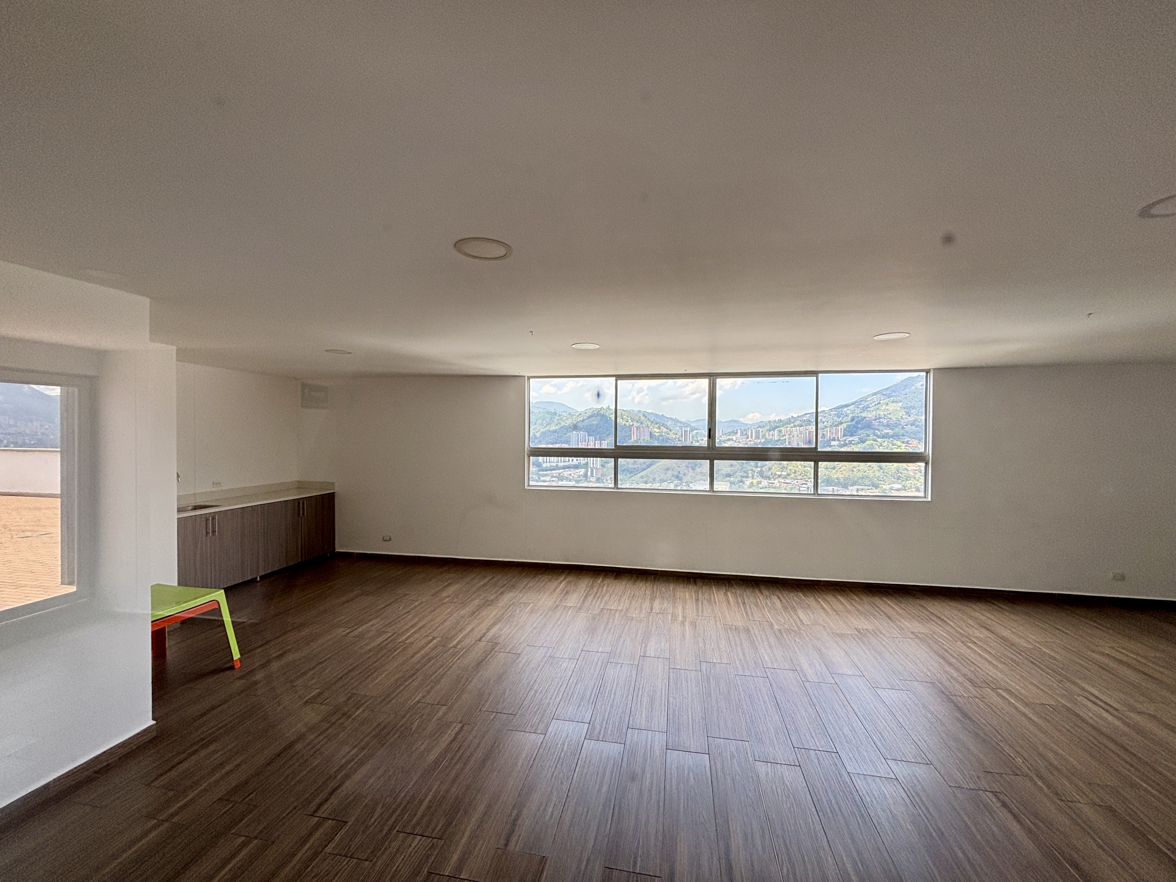Apartamento en venta en Suramerica, Itagüí · foto 10 de 24