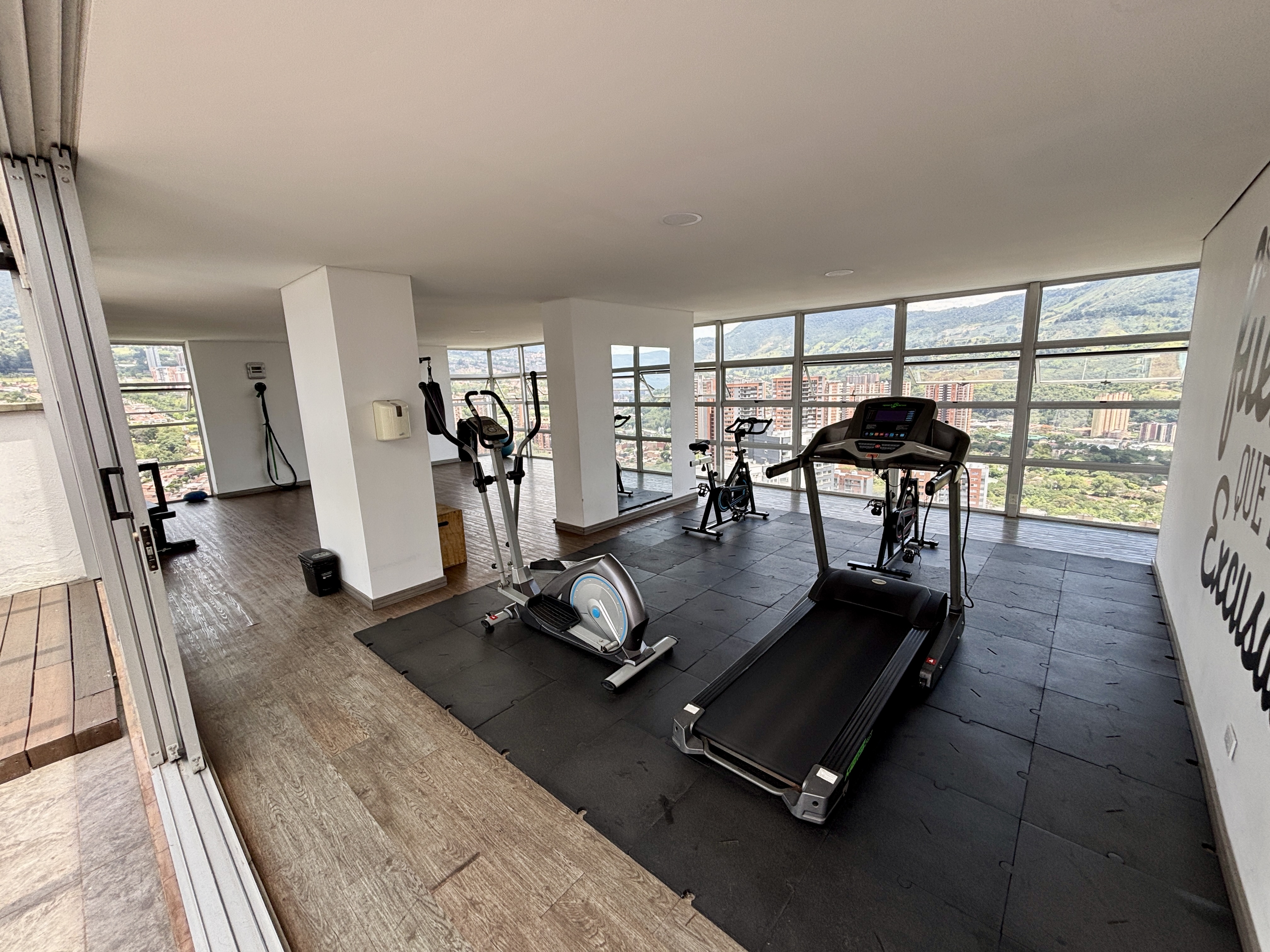 Apartamento en venta en Suramerica, Itagüí · foto 11 de 24