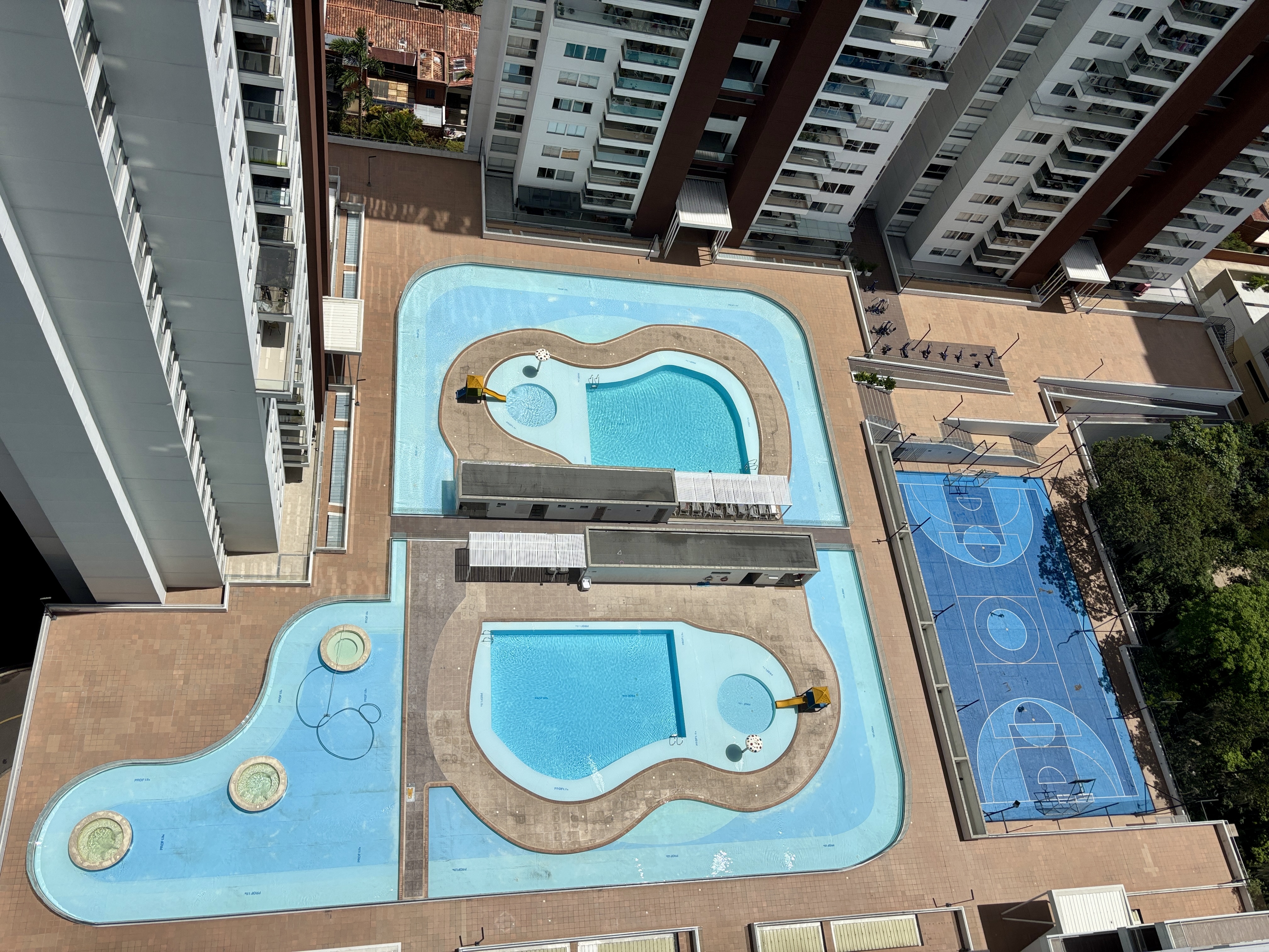Apartamento en venta en Suramerica, Itagüí · foto 19 de 24