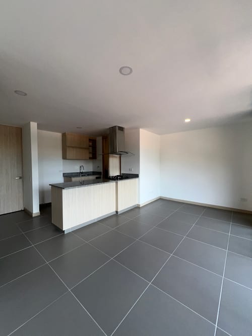 Apartamento de 1 alcoba en arriendo en Belén, Medellín, 68 m² · foto 7 de 19