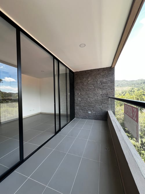 Apartamento de 1 alcoba en arriendo en Belén, Medellín, 68 m² · foto 17 de 19