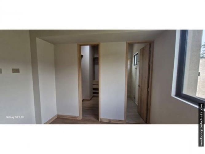 Casa de 4 alcobas en venta en El Porvenir, Rionegro, 250 m² · foto 11 de 16