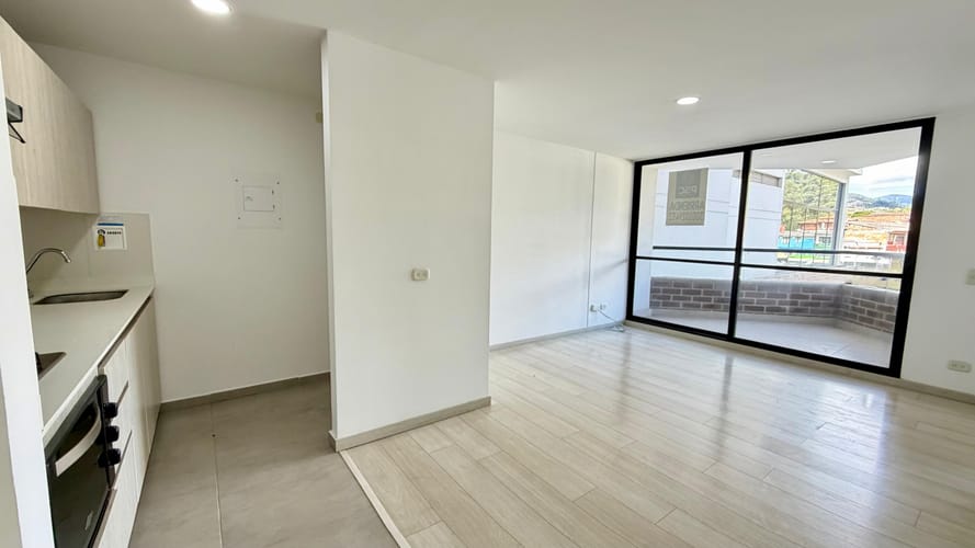 Apartamento de 2 alcobas en venta en El Retiro, 62 m² · foto 2 de 12