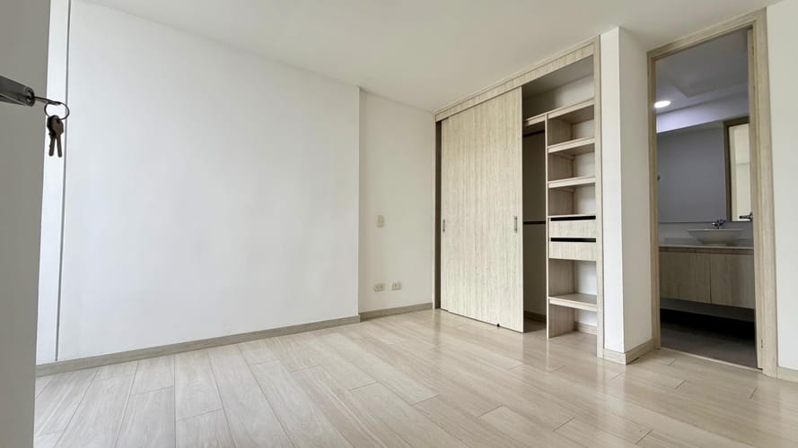 Apartamento de 2 alcobas en venta en El Retiro, 62 m² · foto 10 de 12
