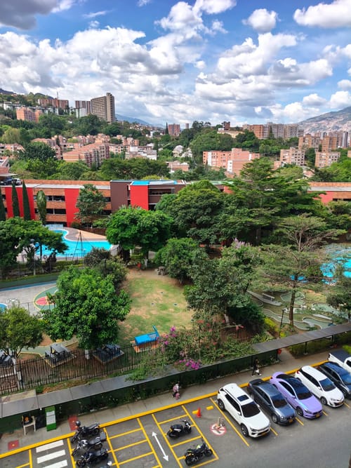 Apartamento en venta en Calasanz Parte Alta, Medellín · foto 5 de 8