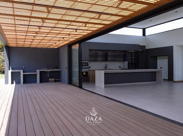 Casa de 4 alcobas en venta en Santa Elena, El Retiro · foto 12 de 24