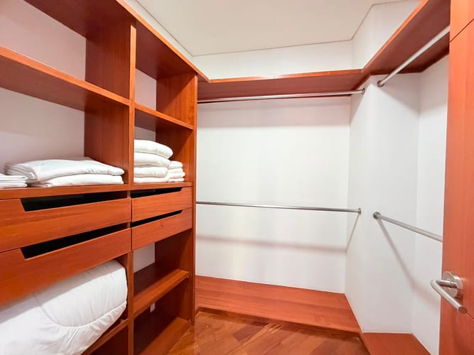 Apartamento de 2 alcobas en venta en Los Naranjos, Medellín, 138 m² · foto 6 de 18