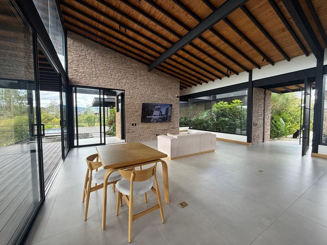 Casa de 4 alcobas en venta en Santa Elena, El Retiro · foto 18 de 24