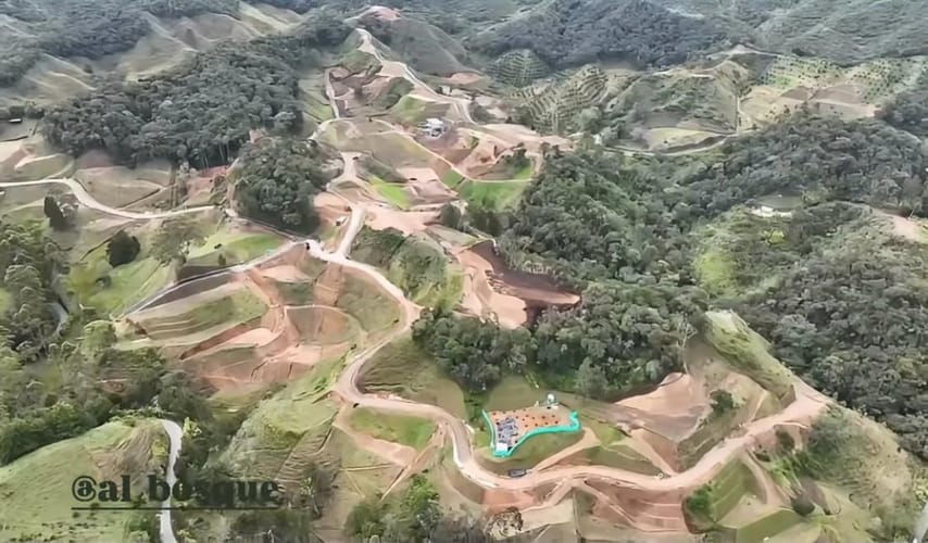 Lote en venta en Santa Elena, El Retiro, 2379 m² · foto 6 de 7