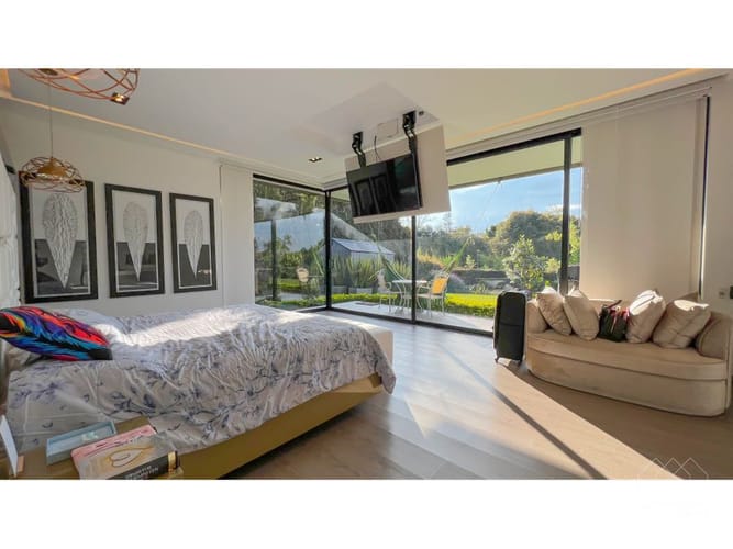 Casa de 6 alcobas en venta en Llano Grande, Rionegro · foto 19 de 24