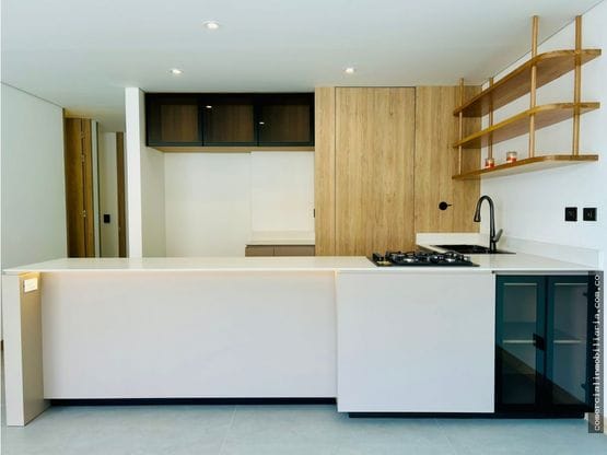 Apartamento de 3 alcobas en venta en Belén, Medellín, 101 m² · foto 2 de 7