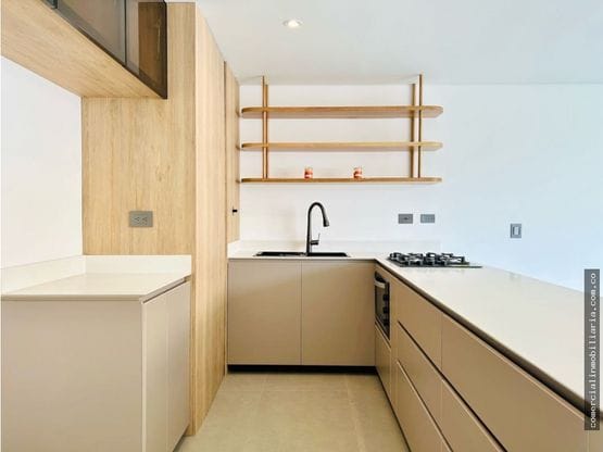 Apartamento de 3 alcobas en venta en Belén, Medellín, 101 m² · foto 3 de 7