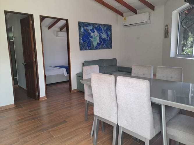 Casa de 10 alcobas en venta en Santa Elena, El Retiro · foto 13 de 24