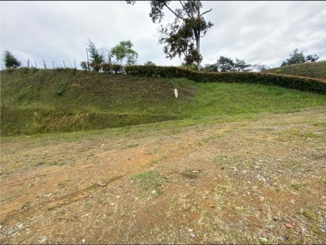 Lote en venta en Guamito, Rionegro, 4402 m² · foto 11 de 13