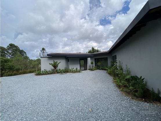 Casa de 3 alcobas en venta en Santa Elena, El Retiro · foto 3 de 18