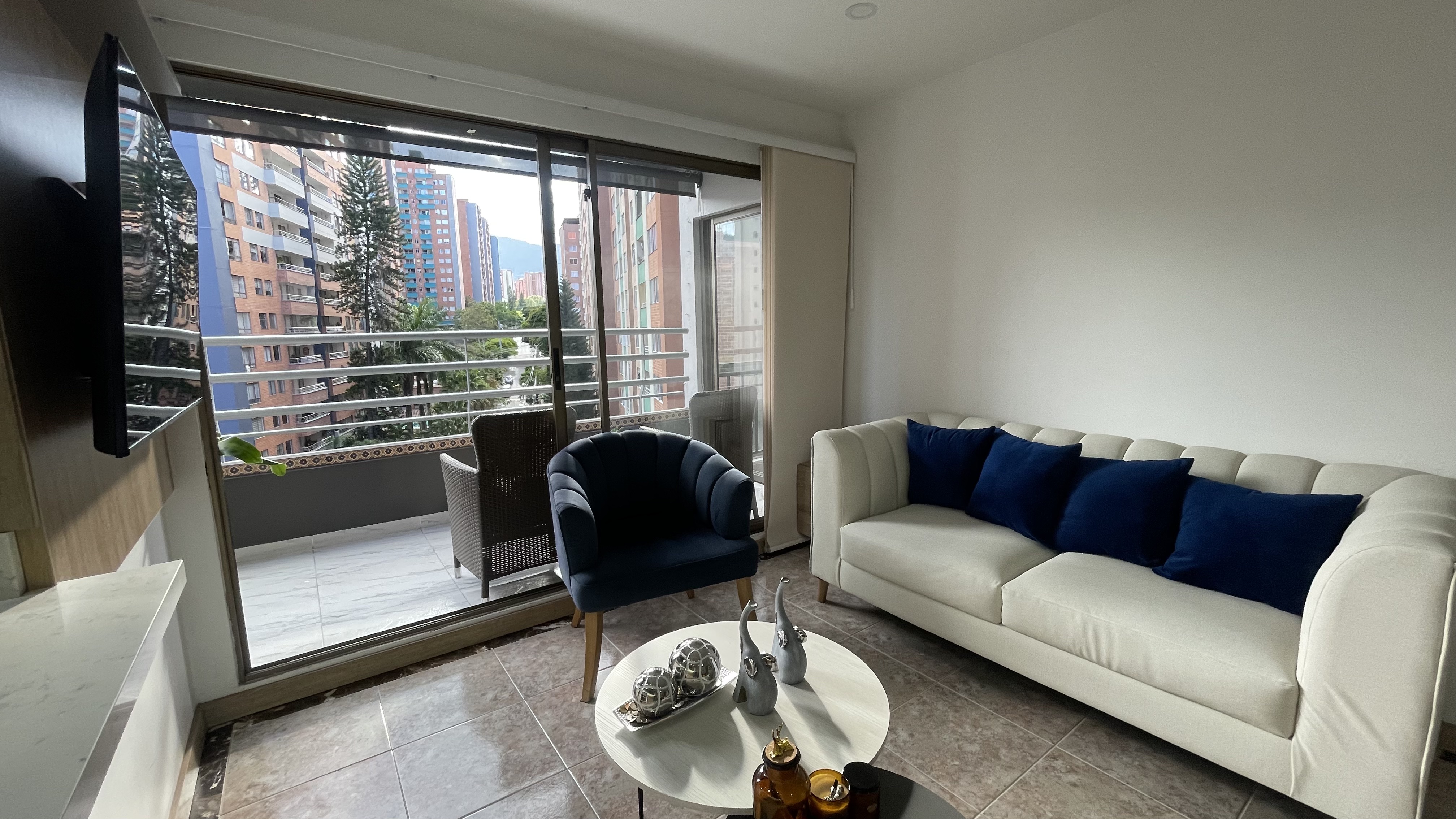 Apartamento en venta en Belén, Medellín · foto 5 de 17