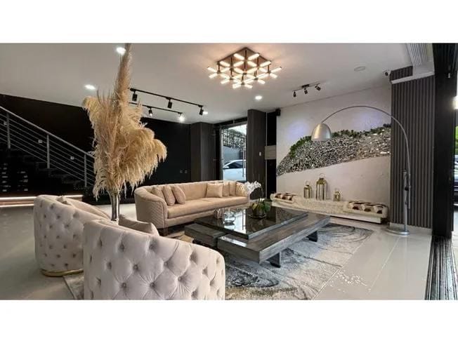 Casa de 5 alcobas en venta en Santa Elena, El Retiro · foto 8 de 20