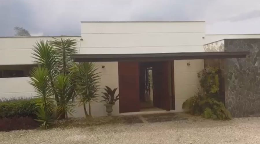 Casa de 5 alcobas en venta en Santa Elena, El Retiro · foto 10 de 17