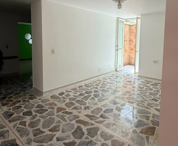 Apartamento de 4 alcobas en venta en Laureles, Medellín, 112 m² · foto 3 de 17