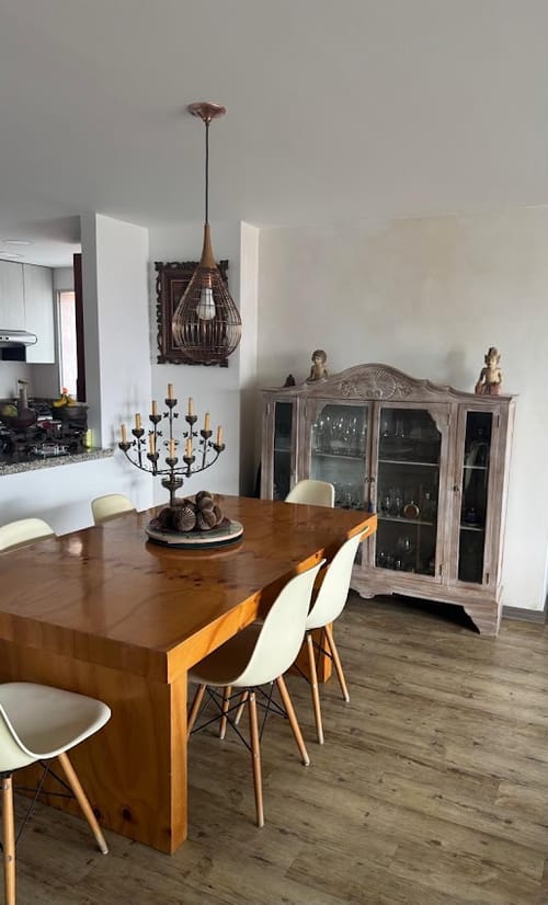 Apartamento de 3 alcobas en venta en El Poblado, Medellín, 138 m² · foto 10 de 13