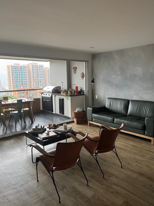 Apartamento de 3 alcobas en venta en El Poblado, Medellín, 138 m² · foto 12 de 13