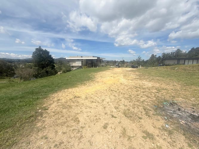 Lote en venta en La Pradera, Envigado, 1845 m² · foto 8 de 10