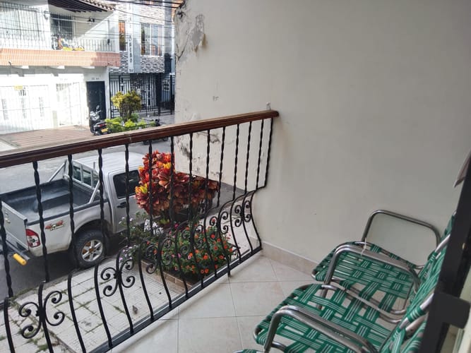 Casa de 5 alcobas en venta en Laureles, Medellín, 162 m² · foto 10 de 20