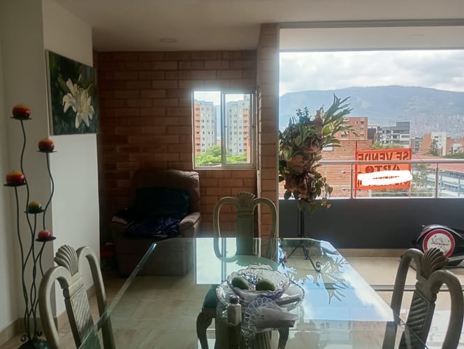 Apartamento en venta en La Castellana, Medellín · foto 4 de 16