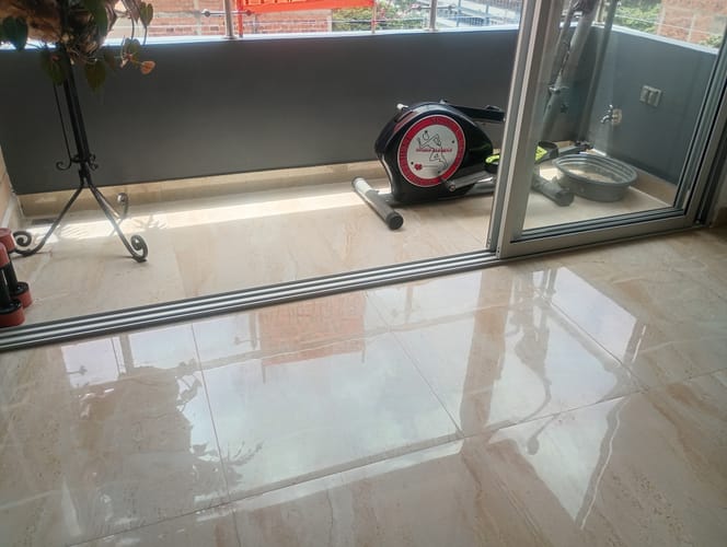 Apartamento en venta en La Castellana, Medellín · foto 5 de 16