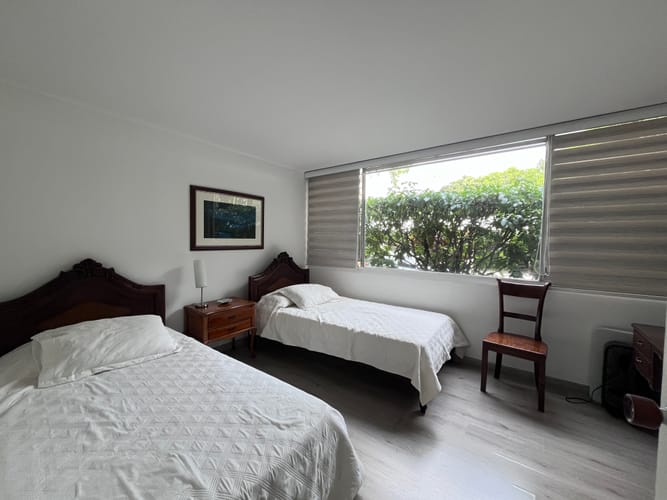 Apartamento de 3 alcobas en venta en El Poblado, Medellín, 310 m² · foto 8 de 16