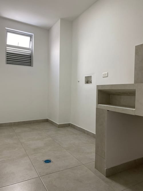 Apartamento en venta en La Castellana, Medellín · foto 9 de 16